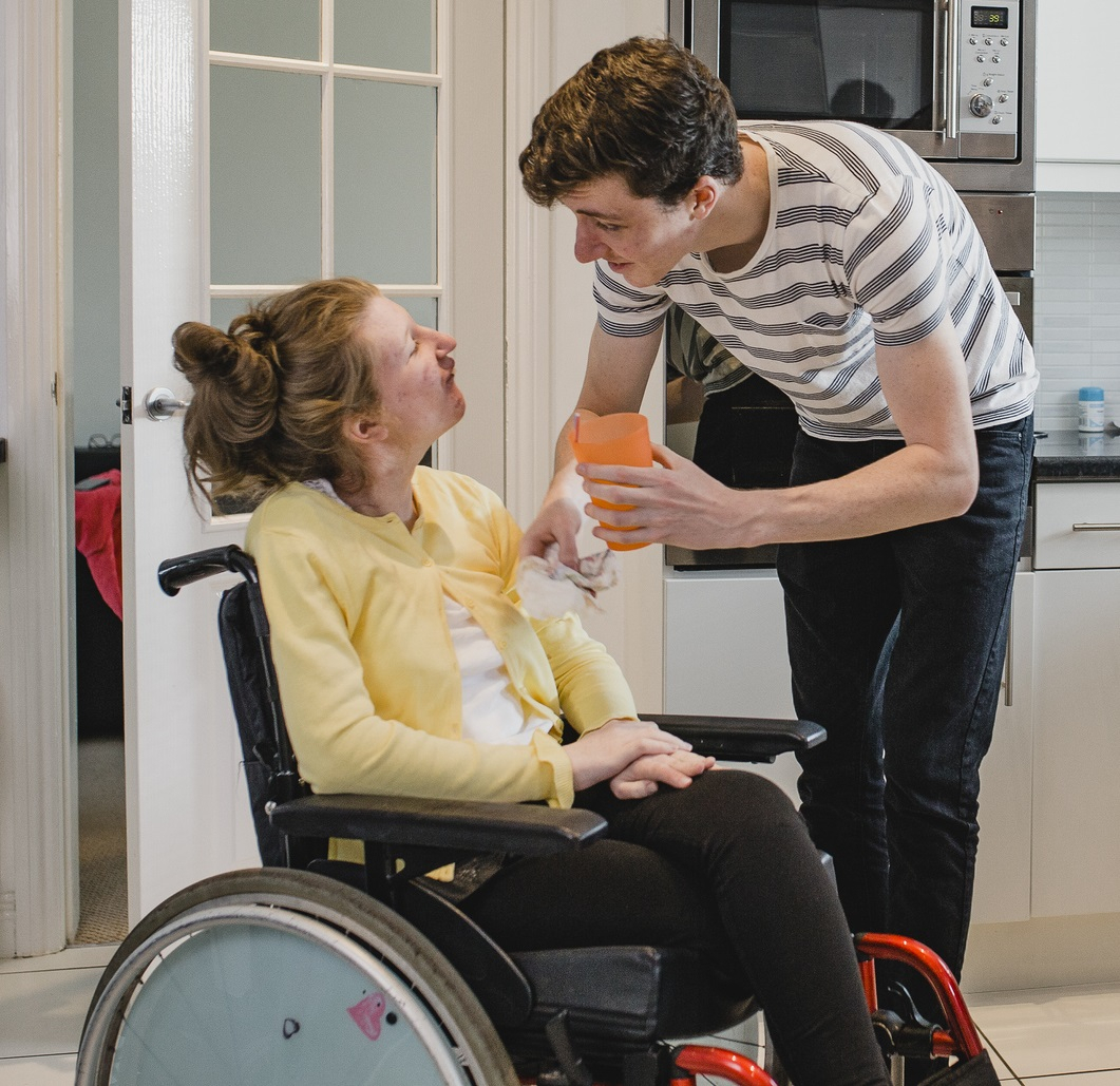 Hilfe f&uuml;r Menschen mit Behinderung zu Hause